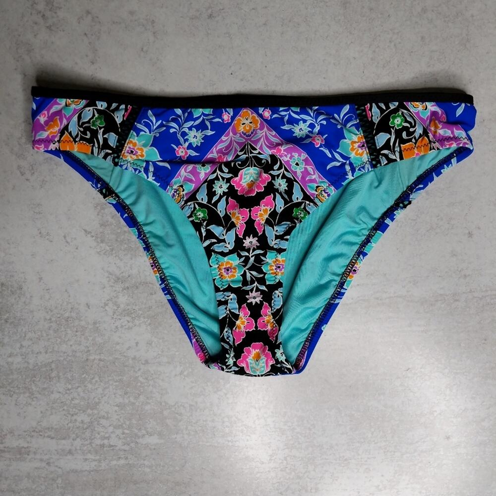 Nanette Lepore Floral Bikini Bottom - Size M - NWT